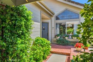 Single Family Residence, 8102 Sprucewood ave, Orange, CA 92869 - 2