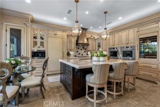 Single Family Residence, 2439 San Miguel dr, Orange, CA 92867 - 5