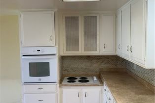 Condominium, 1381 Monterey Rd, M2-62H, Seal Beach, CA 90740 - 5