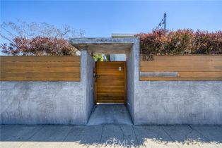 Residential Income, 828 Indiana AVE, Venice, CA  Venice, CA 90291