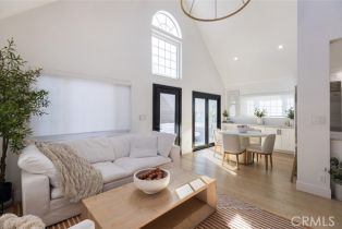 Single Family Residence, 411 Iris ave, Corona Del Mar, CA 92625 - 4