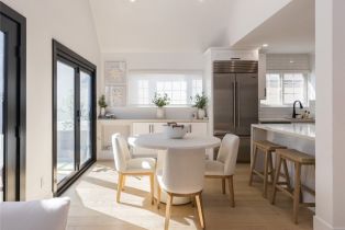 Single Family Residence, 411 Iris ave, Corona Del Mar, CA 92625 - 5