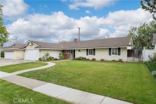 Single Family Residence, 18342 Avolinda dr, Yorba Linda, CA 92886 - 2