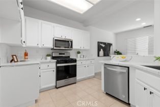 Single Family Residence, 14840 Dove Tree ct, Tustin, CA 92780 - 15