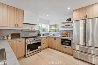 Single Family Residence, 3947 Sumac dr, Sherman Oaks, CA 91403 - 10