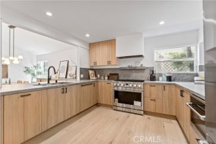 Single Family Residence, 3947 Sumac dr, Sherman Oaks, CA 91403 - 11