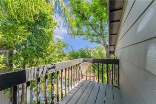 Single Family Residence, 3947 Sumac dr, Sherman Oaks, CA 91403 - 17