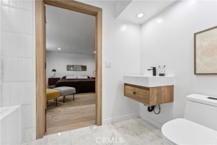 Single Family Residence, 3947 Sumac dr, Sherman Oaks, CA 91403 - 21