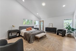 Single Family Residence, 3947 Sumac dr, Sherman Oaks, CA 91403 - 22