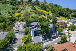 Single Family Residence, 3947 Sumac dr, Sherman Oaks, CA 91403 - 44