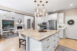 Single Family Residence, 253 Tulip Tree, Orange, CA 92865 - 15