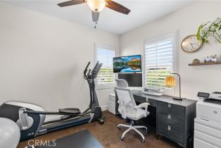 Single Family Residence, 253 Tulip Tree, Orange, CA 92865 - 23