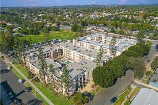Condominium, 301 Ford ave, Fullerton, CA 92832 - 2