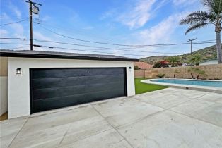 Single Family Residence, 19041 Avenida Palmar, Orange, CA 92869 - 24