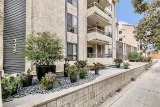 Condominium, 225 Rose st, Burbank, CA 91505 - 2