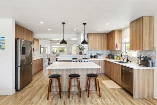 Single Family Residence, 1361 Kenneth dr, Tustin, CA 92780 - 8