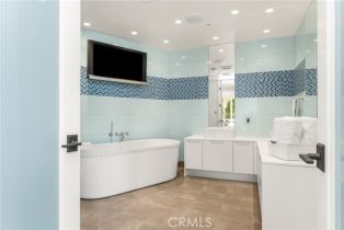 Single Family Residence, 2122 Lower Lake dr, North Tustin, CA 92705 - 42