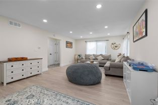 Single Family Residence, 4424 Sycamore ave, Orange, CA 92869 - 5