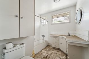 Single Family Residence, 4268 Mentone ave, Culver City, CA 90232 - 14