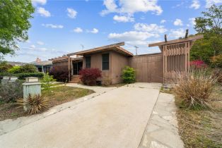 Single Family Residence, 4268 Mentone ave, Culver City, CA 90232 - 3