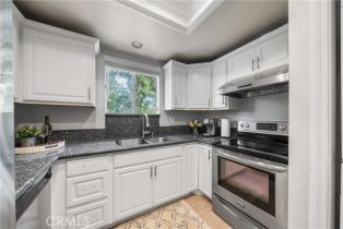 Condominium, 2800 Keller dr, Tustin, CA 92782 - 9