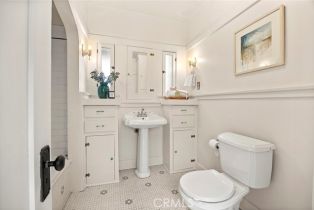 Single Family Residence, 335 Jacaranda pl, Fullerton, CA 92832 - 17