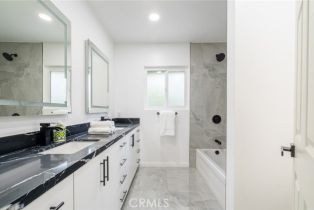 Single Family Residence, 2086 Mori ln, Orange, CA 92867 - 18