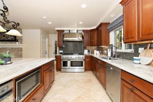 Single Family Residence, 10612 Morada dr, Orange, CA 92869 - 16