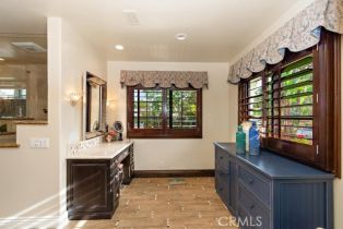 Single Family Residence, 10612 Morada dr, Orange, CA 92869 - 38