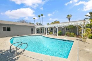 Single Family Residence, 700 Las Palmas dr, Fullerton, CA 92835 - 37