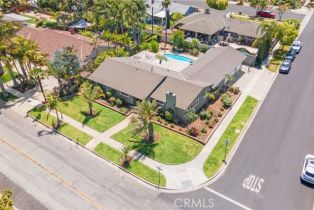Single Family Residence, 700 Las Palmas dr, Fullerton, CA 92835 - 41