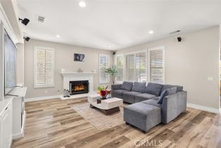 Single Family Residence, 520 Astorian dr, Simi Valley, CA 93065 - 11