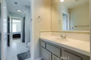 Single Family Residence, 520 Astorian dr, Simi Valley, CA 93065 - 38