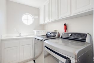 Single Family Residence, 520 Astorian dr, Simi Valley, CA 93065 - 43