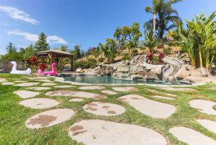 Single Family Residence, 520 Astorian dr, Simi Valley, CA 93065 - 57