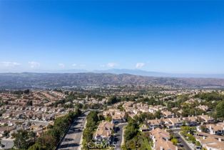 Condominium, 8025 Sandstone dr, Anaheim Hills, CA 92808 - 52