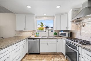 Single Family Residence, 17581 Brent ln, Tustin, CA 92780 - 8