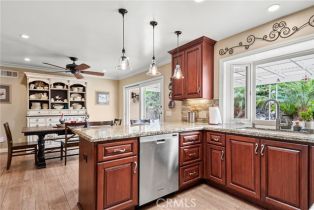 Single Family Residence, 1528 San Alto ave, Orange, CA 92865 - 14