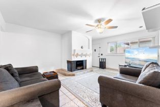 Condominium, 1800 E Heim ave, Orange, CA 92865 - 2