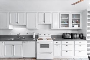 Condominium, 1800 E Heim ave, Orange, CA 92865 - 4