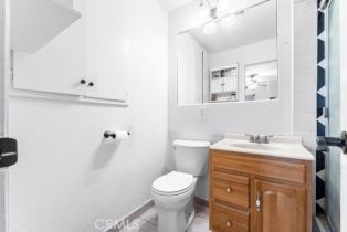 Condominium, 1800 E Heim ave, Orange, CA 92865 - 8