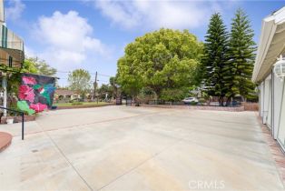 Single Family Residence, 345 Main st, Tustin, CA 92780 - 40