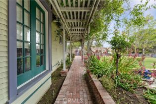 Single Family Residence, 345 Main st, Tustin, CA 92780 - 44