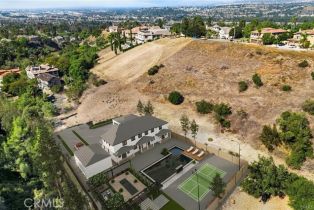 , 7583 Country Hill ln, Anaheim Hills, CA 92808 - 2