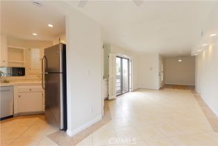 Condominium, 12484 Montecito rd, Seal Beach, CA 90740 - 5