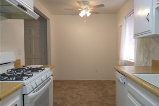 Condominium, 660 Glassell st, Orange, CA 92866 - 5