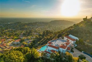 Single Family Residence, 10219 Sunrise ln, North Tustin, CA 92705 - 4