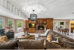 Single Family Residence, 1503 Kensing ln, North Tustin, CA 92705 - 12