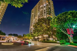 Condominium, 2170 Century Park East, Westwood, CA 90067 - 4