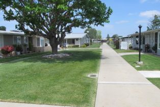 Condominium, 1563 Monterey Rd, M2-23E, Seal Beach, CA 90740 - 2